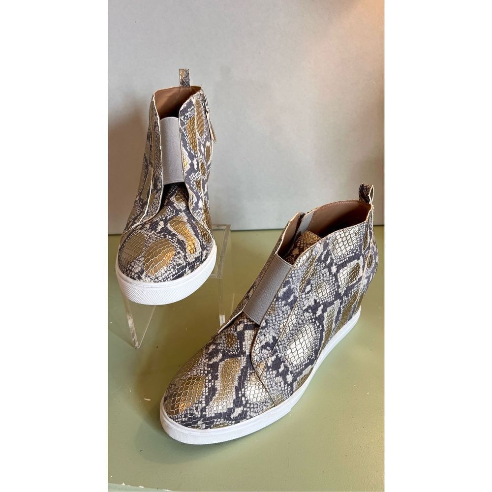 Linea Paolo Felicia III Snake Wedge Sneaker Multi Leather Zip Women's 9M